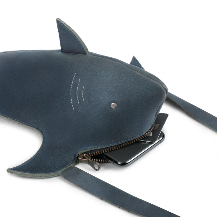 Shark-Shaped Shoulder Bag - Image 4